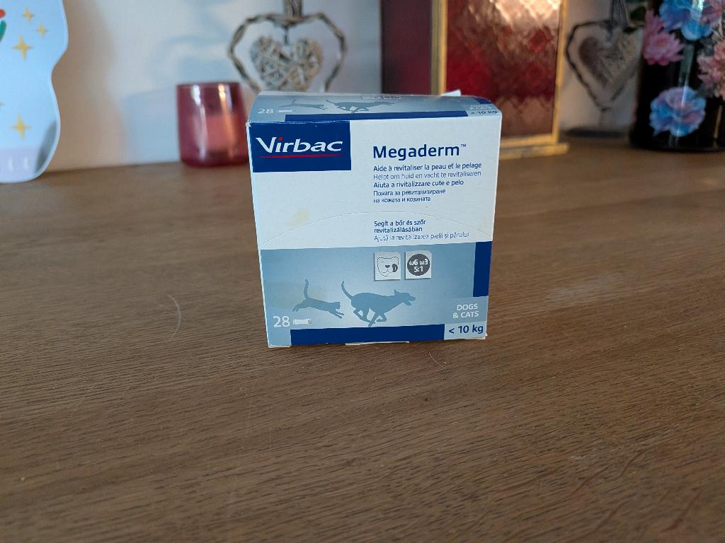 Megaderm, aanvullend diervoeder kat/hond <10kg, Dieren en Toebehoren, Ophalen, Kat