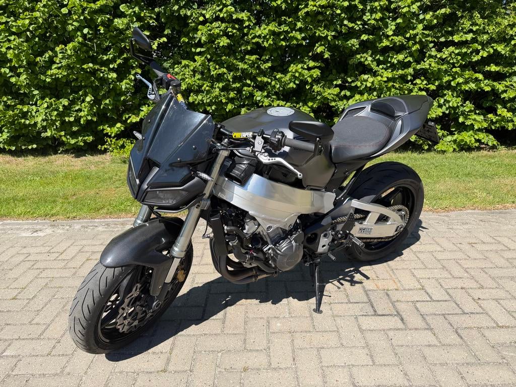 Unieke Honda Fireblade Nakedbike 1000, Motoren, Motoren | Honda, 4 cilinders, Motorrijbewijs A, Gebruikt, Particulier
