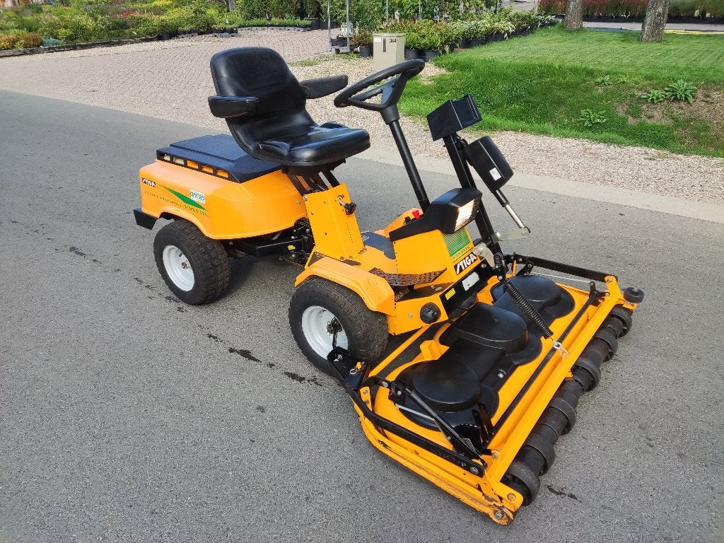 STIGA zitmaaier (type Park 18 HST MAGPRO, 18 pk, 121 cm.), Gebruikt, Stiga, Ophalen of Verzenden, STIGA