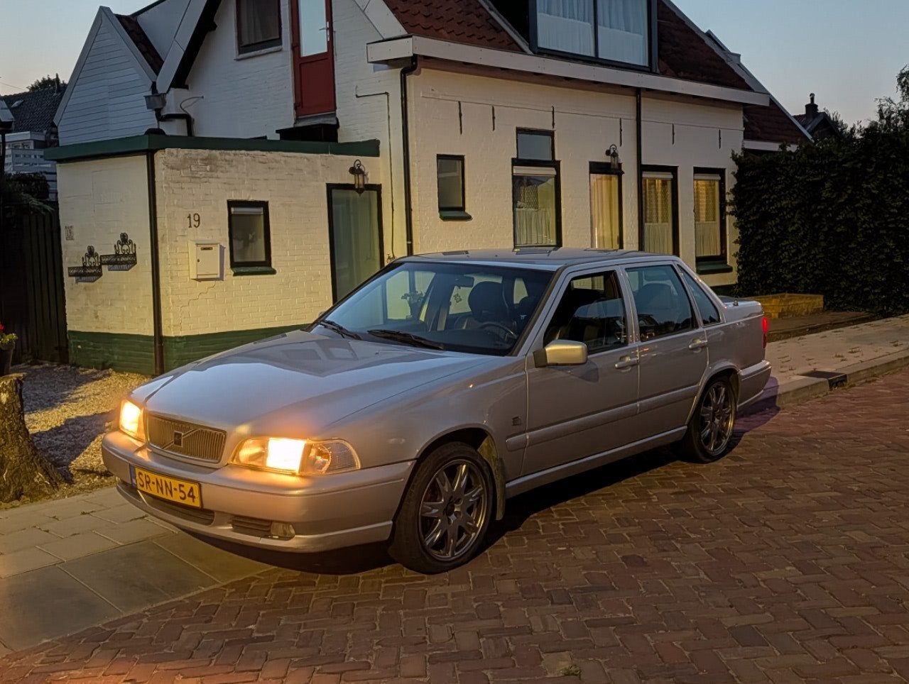 Volvo S70 2.5 20V 1998, rijd en schakelt goed, Voorwielaandrijving, Origineel Nederlands, 75 €/maand, S70