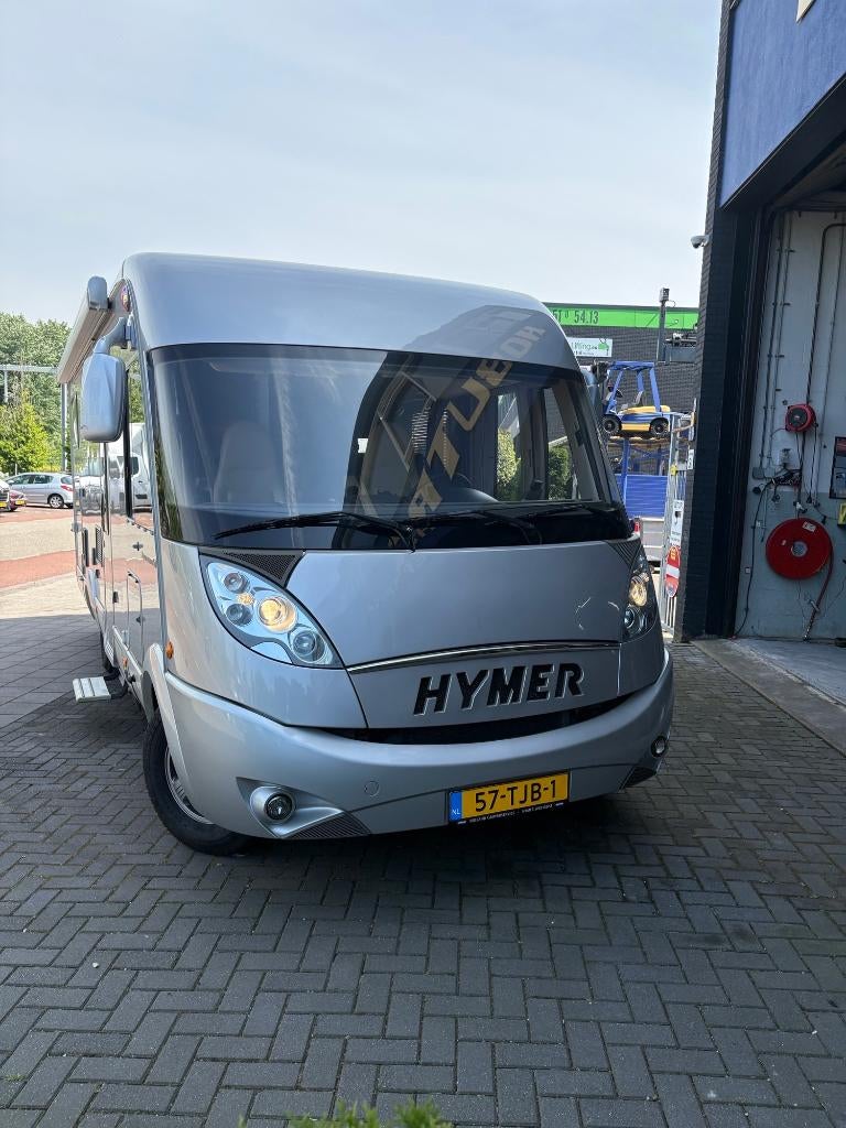 HYMER B694 SL in nieuwstaat, Caravans en Kamperen, Ringverwarming, Fiat, Bedrijf, Kluisje