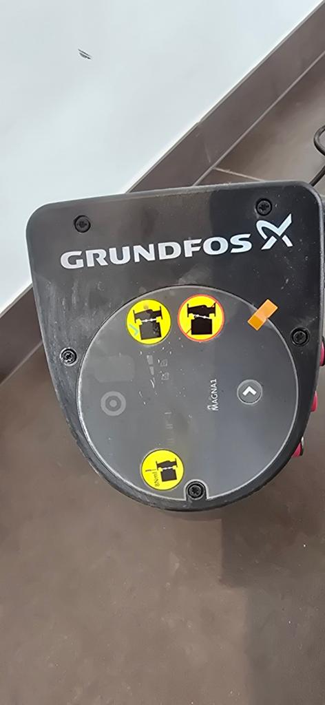 Grundfos MAGNA1 32-80 180 Circulatiepomp, Doe-het-zelf en Verbouw, Verwarming en Radiatoren, Gebruikt, Minder dan 30 cm, Overige typen