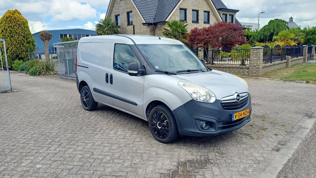 Opel Combo van Onbekend (bj 2017), Auto's, Voorwielaandrijving, Gebruikt, 4 cilinders, 14 km/l