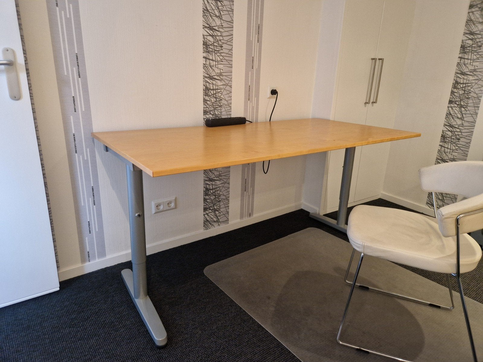 IKEA Galant bureau, in hoogte verstelbaar, 80x160 cm, Huis en Inrichting, Zit-sta bureau, Gebruikt, Hout, In hoogte verstelbaar