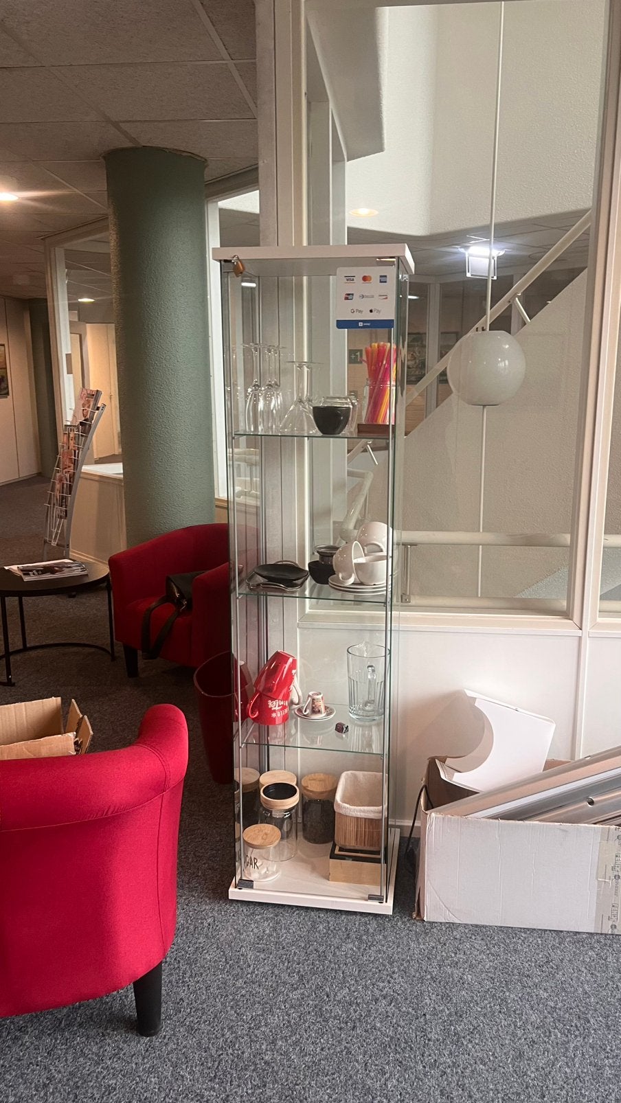 IKEA showcase, Ophalen, 50 tot 100 cm, Zo goed als nieuw, Minder dan 100 cm