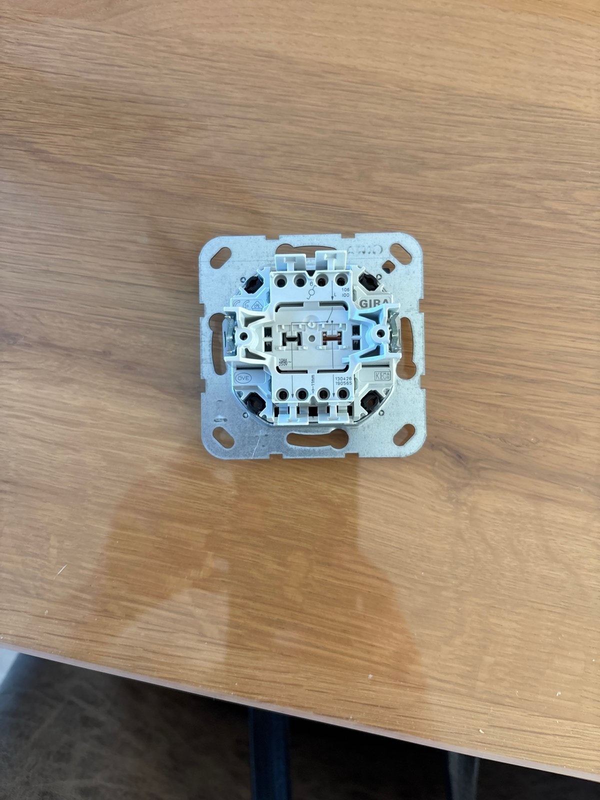 Gira schakelaar en Klemko dimmer, Ophalen of Verzenden, Gebruikt, Gira, Dimmer