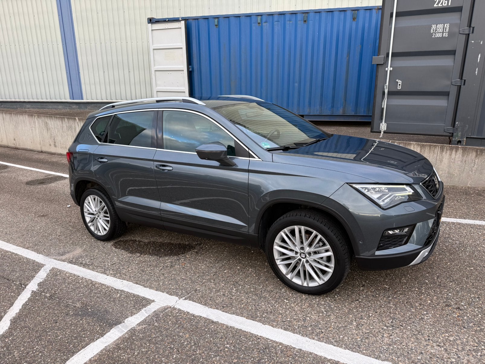 Seat ATECA 1.4 TSI DSG PANO LED(led,fr,pano,dsg,leon,ateca), Auto's, 4 cilinders, Ateca, Leder, 1600 kg