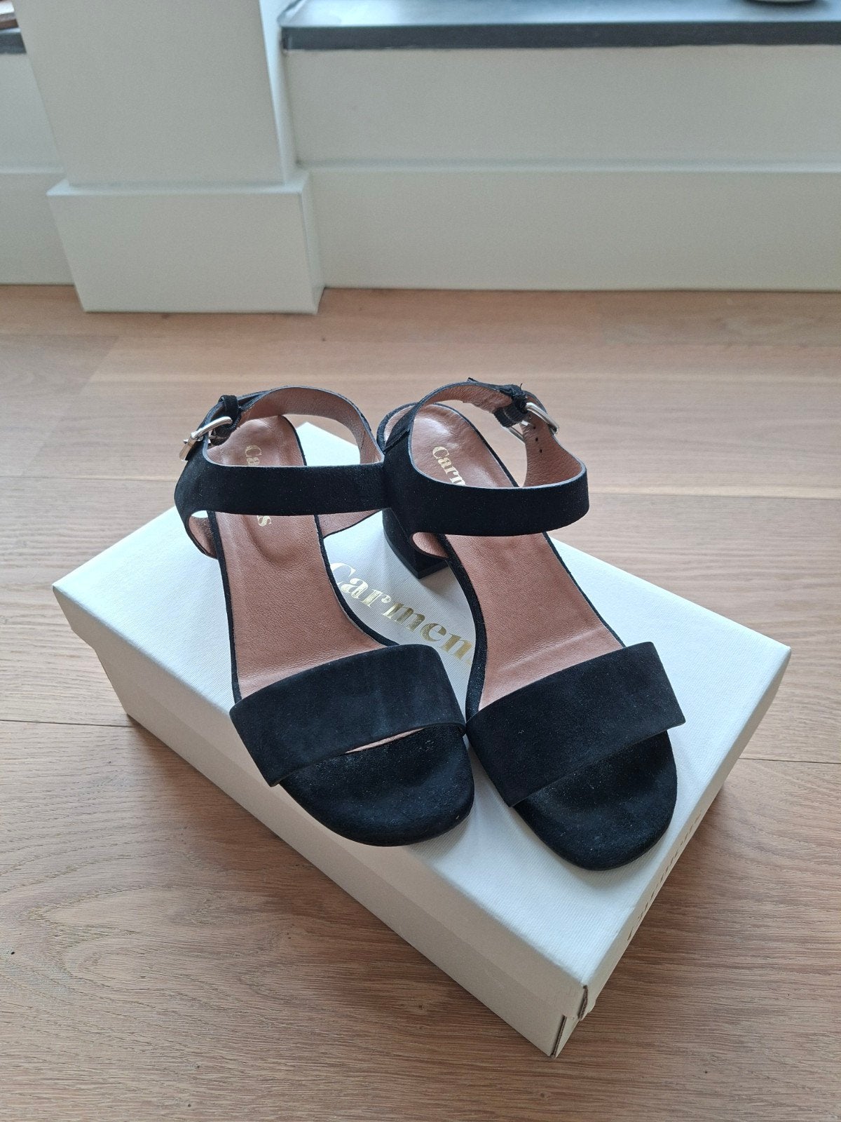Zwarte suède sandalen met blokhak - Carmens, maat 37, Schoenen met lage hakken, Zwart, Ophalen of Verzenden, Carmens