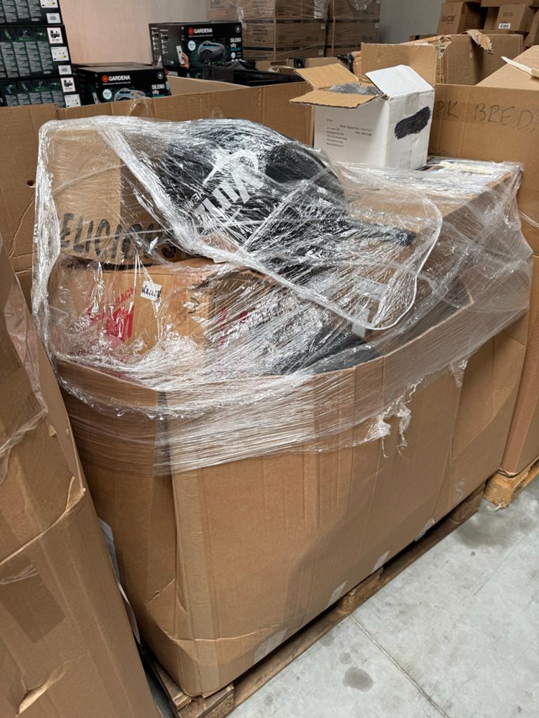 Pallet retour fiets- en motorspullen: helmkoffers, sloten, Ophalen, ., Zo goed als nieuw, .