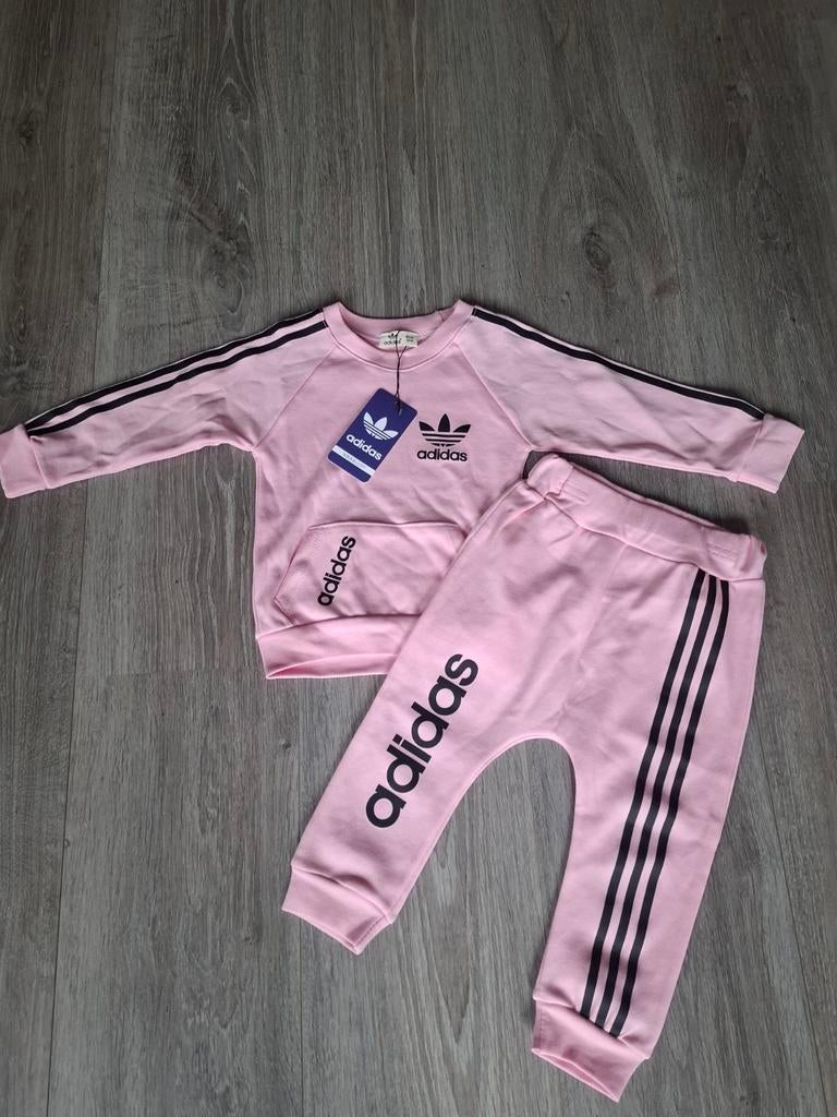 Nieuw adidas pakje mt 92 nieuw, Ophalen of Verzenden, Nieuw, Adidas, Meisje