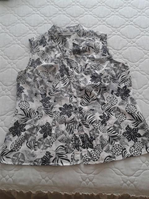 Top wit zwart 46 als nieuw, Kleding | Dames, Tops, Wit, Maat 46/48 (XL) of groter, Ophalen of Verzenden, Zo goed als nieuw