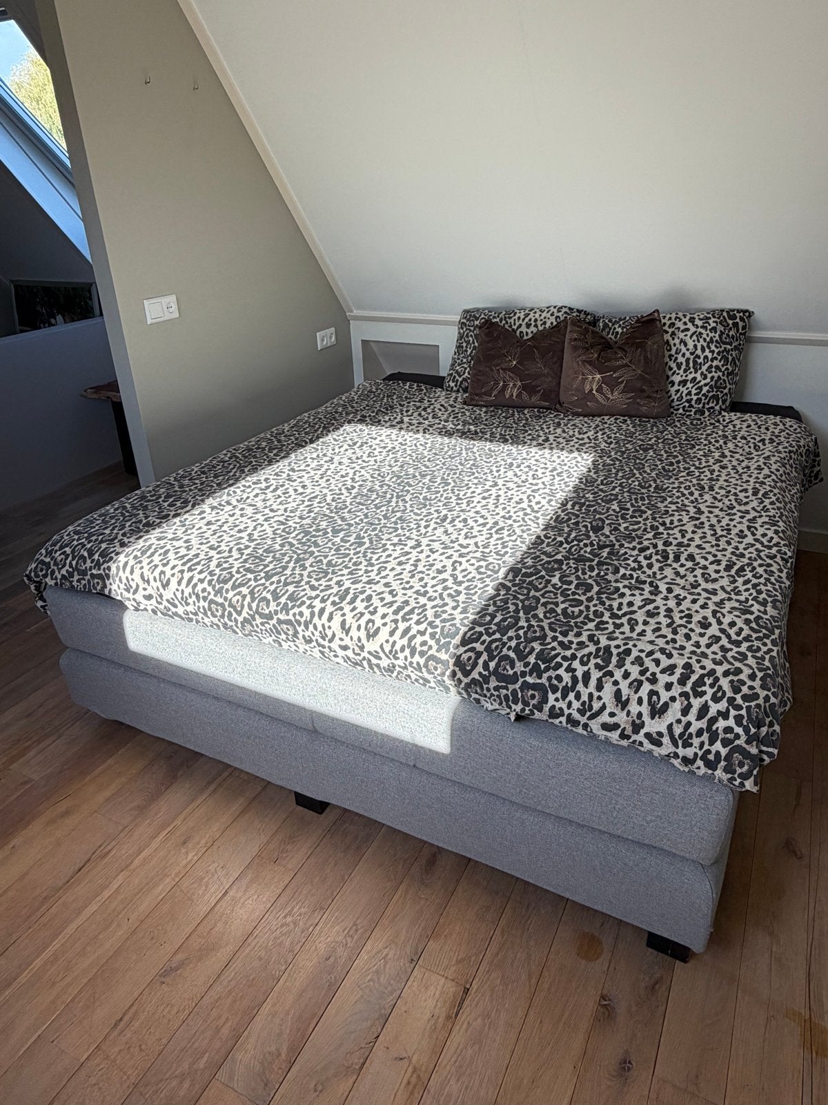 Boxspring bed 180x200 cm - Grijs, Ophalen, Gebruikt, Tweepersoons, 180 cm
