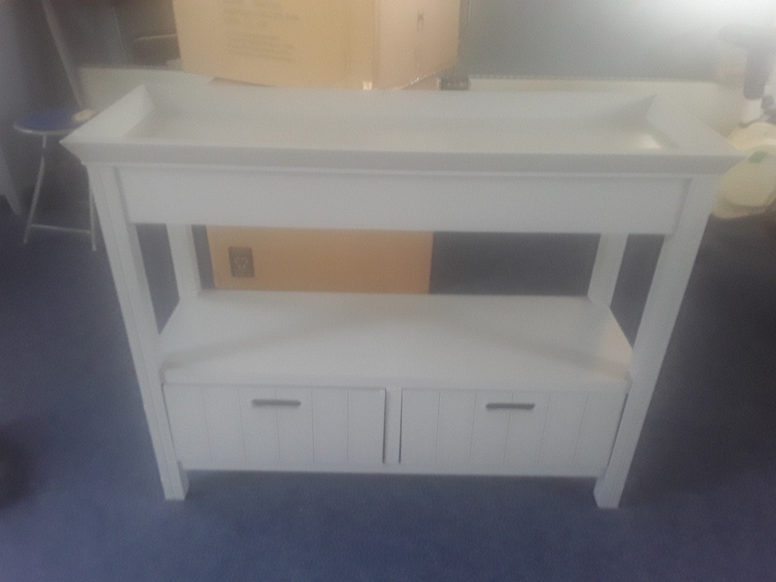 Sidetable     kan wel een likje verf gebruiken, Huis en Inrichting, Ophalen, 25 tot 50 cm, Rechthoekig