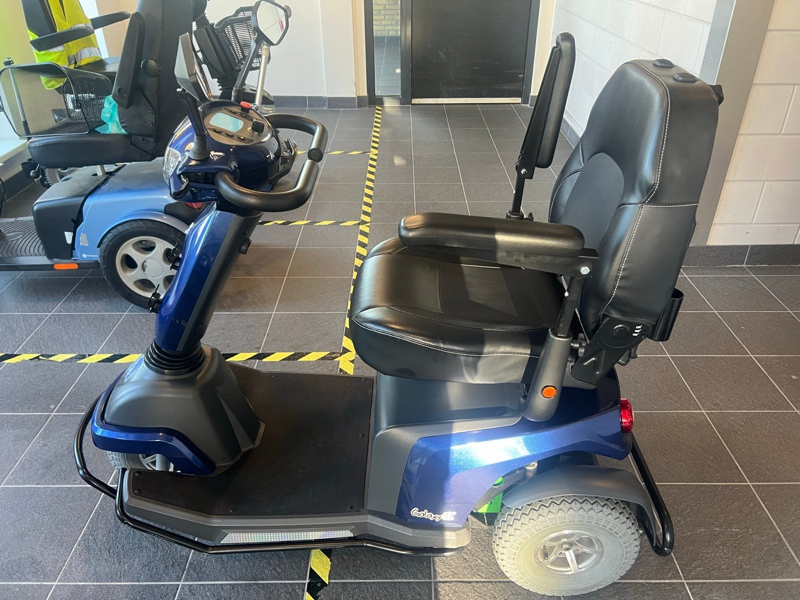Scootmobiel Excel Galaxy 2 blauw, Excel, Ophalen of Verzenden, Zo goed als nieuw, 16 km/u of meer