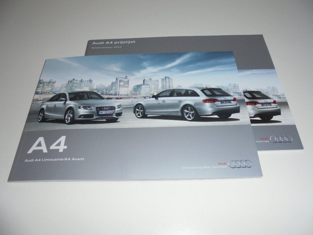 brochureset Audi A4 Limousine en Avant  2010, Ophalen of Verzenden, Nieuw, Audi