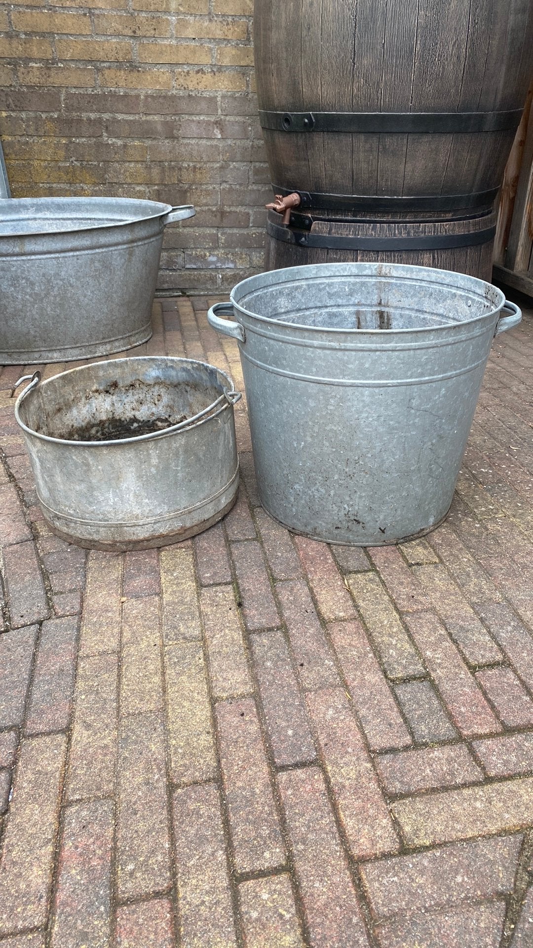2 zinken bloempotten, Ophalen, Gebruikt, Minder dan 30 cm, Rond