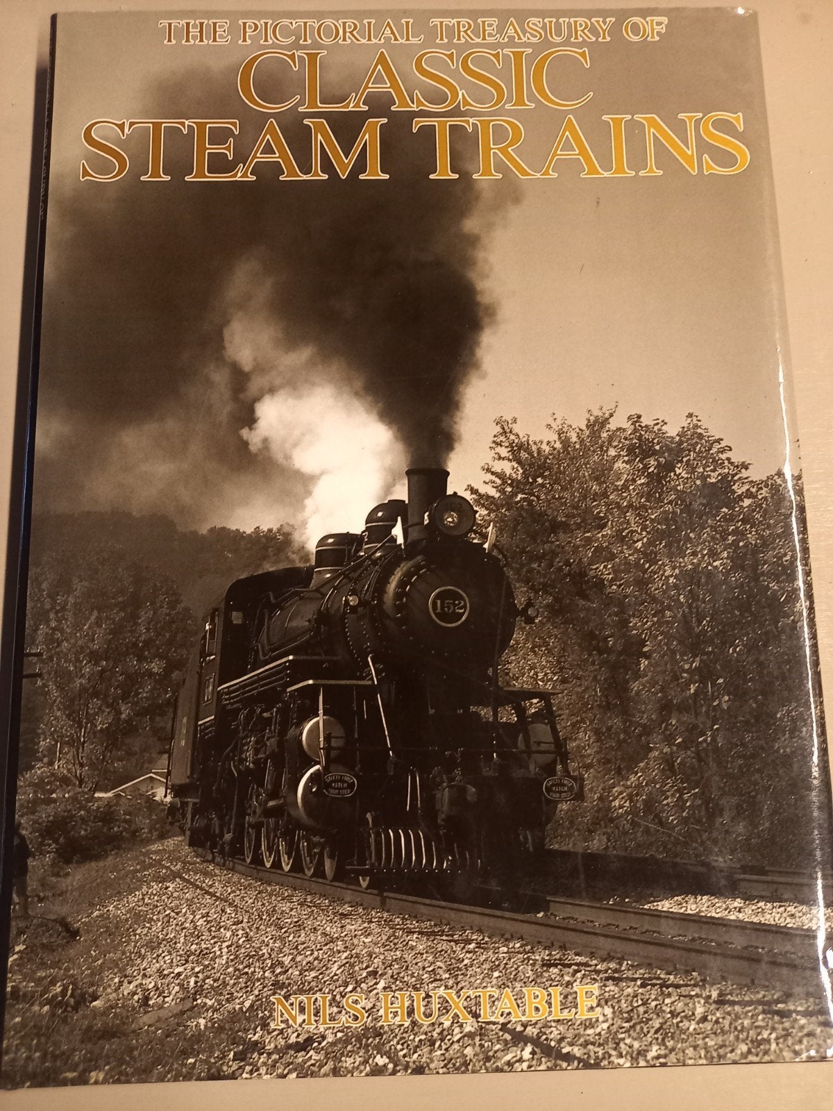 The Pictorial Treasury of Classic Steam Trains, Boeken, Techniek, Ophalen of Verzenden, Gelezen, Overige onderwerpen, Nils Huxtable
