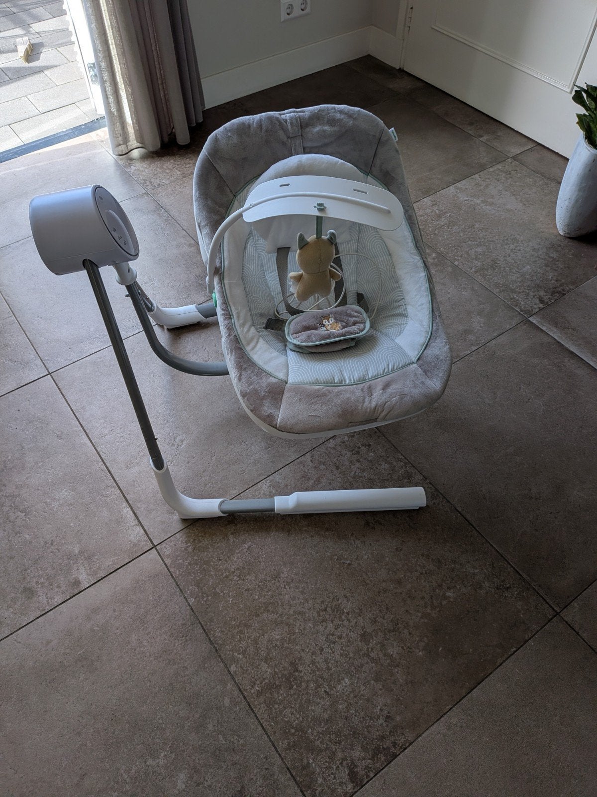 Te  koop baby swing, Kinderen en Baby's, Ophalen of Verzenden, Zo goed als nieuw