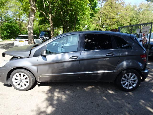 Mercedes B 170 bj 2009 1.7 AUT W245 voor demontage., Gebruikt, -, Ophalen of Verzenden, -
