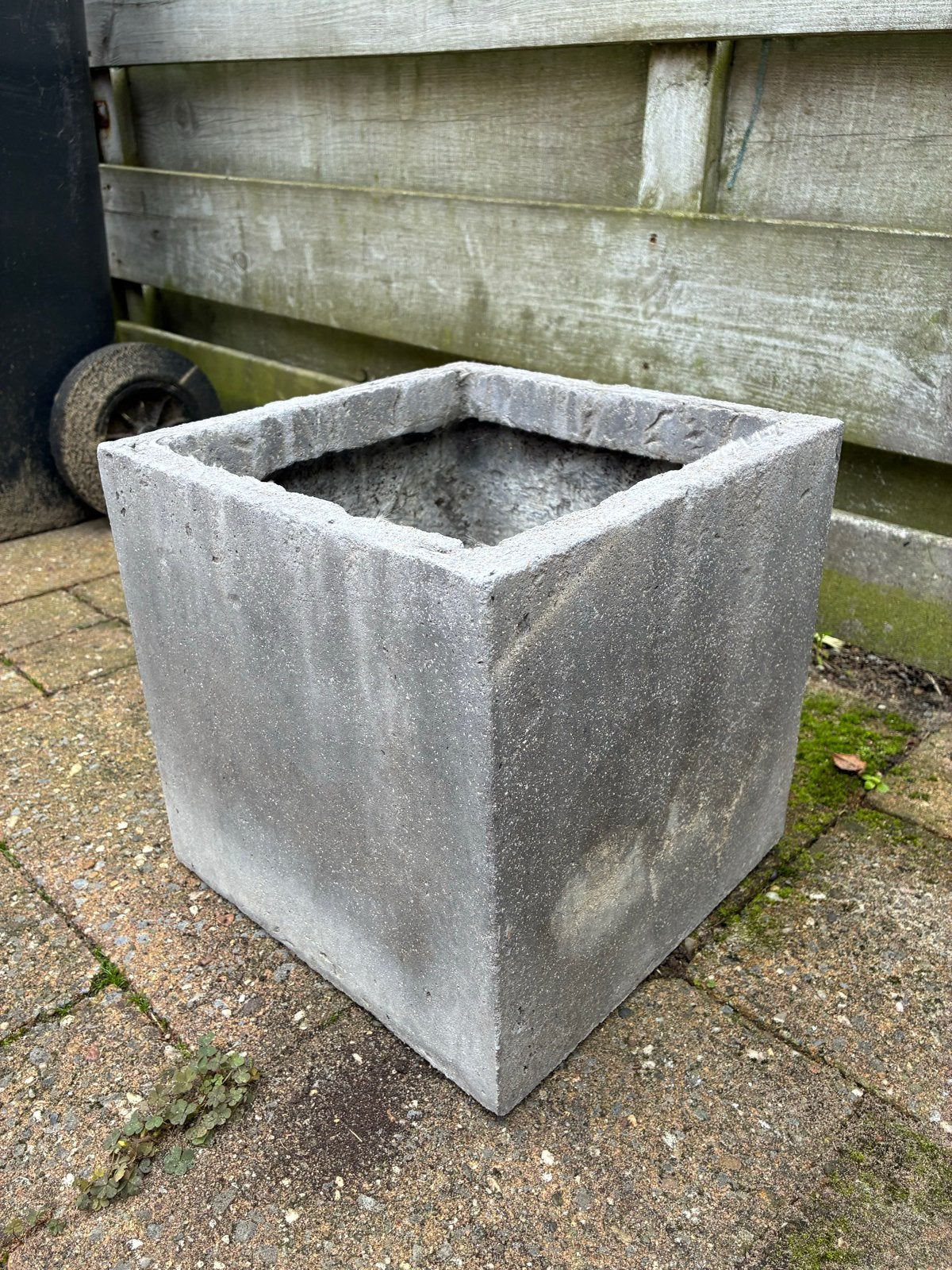 Betonlook plantenbak 25x25x25cm, Ophalen, Overige materialen, Gebruikt, Minder dan 30 cm