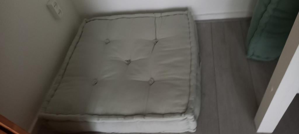 Stevig vierkant palletkussen van Sklum, Ophalen, Zo goed als nieuw, Grijs, Textiel