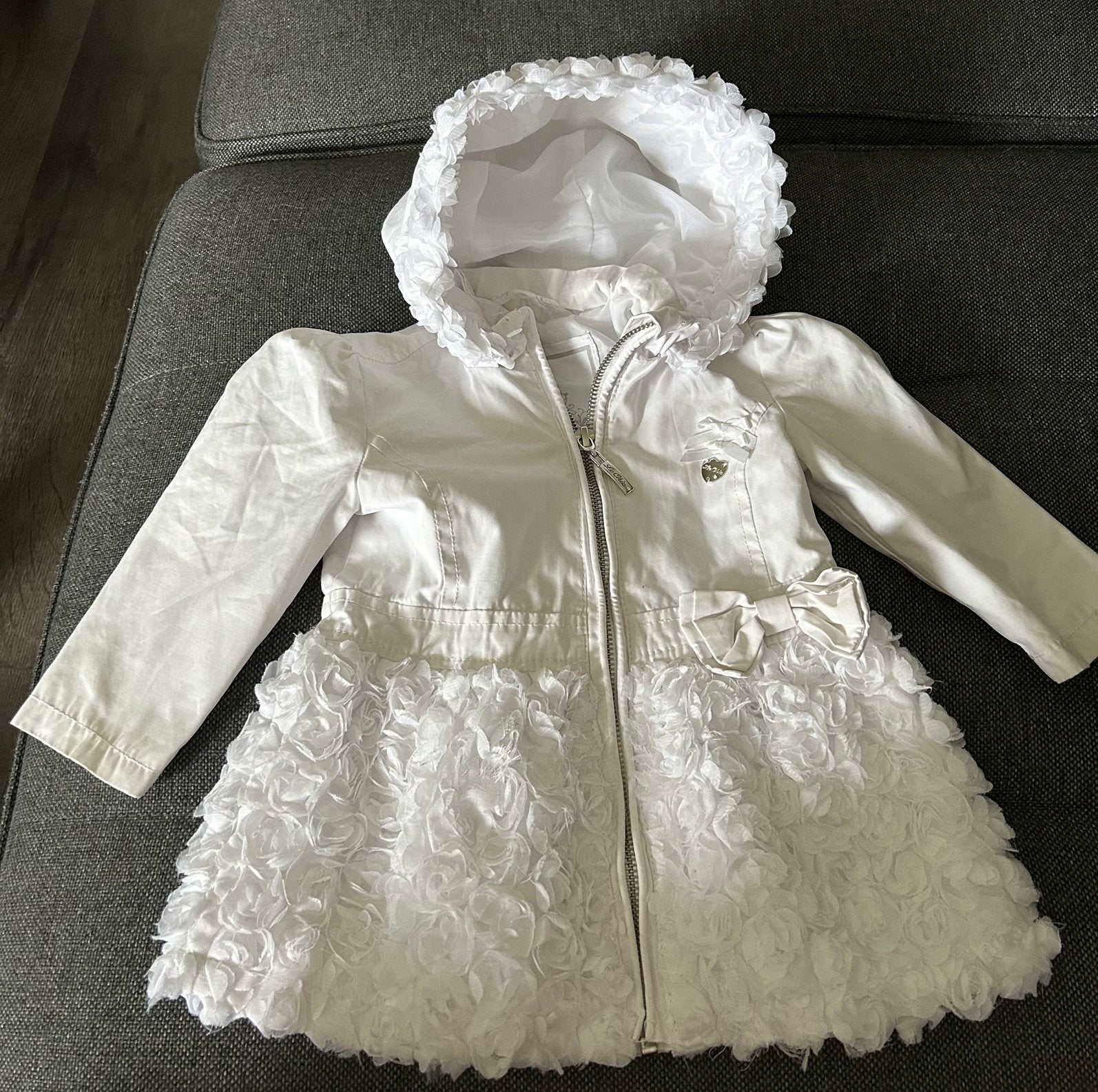 Le Chic baby meisje jasje wit, maat 80, Kinderen en Baby's, Babykleding | Maat 80, Ophalen of Verzenden, Zo goed als nieuw, Meisje