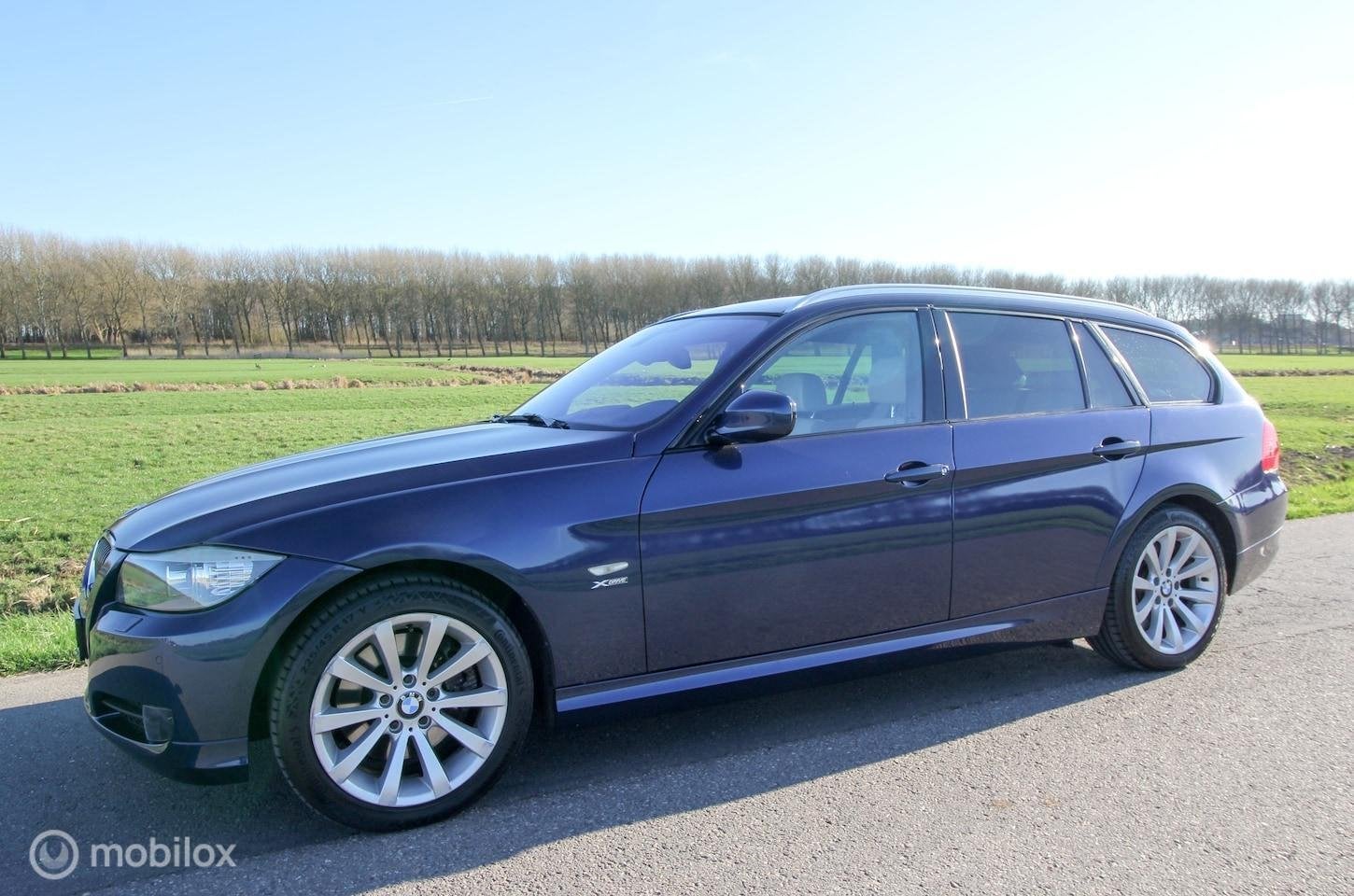 BMW 3-serie Touring 330xi Bus.Line M Sport E91 LCI 272pk Vol, Automaat, Euro 5, Automatische klimaatregeling, Blauw