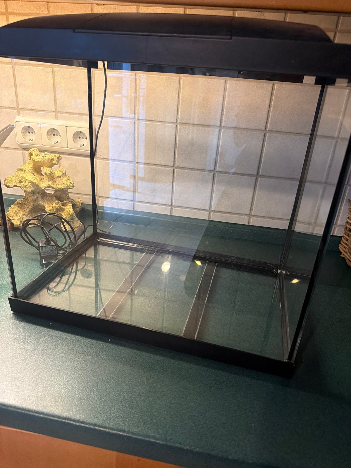 Aquarium 30x45  en 40cm hoog, Ophalen, Zo goed als nieuw, Leeg aquarium