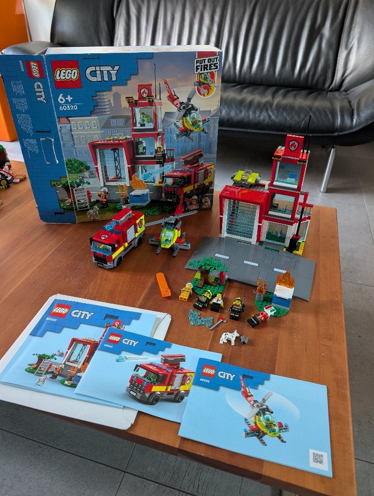 LEGO CITY 60320 - Brandweerkazerne, Inclusief instructies, City, Lego, Ophalen of Verzenden