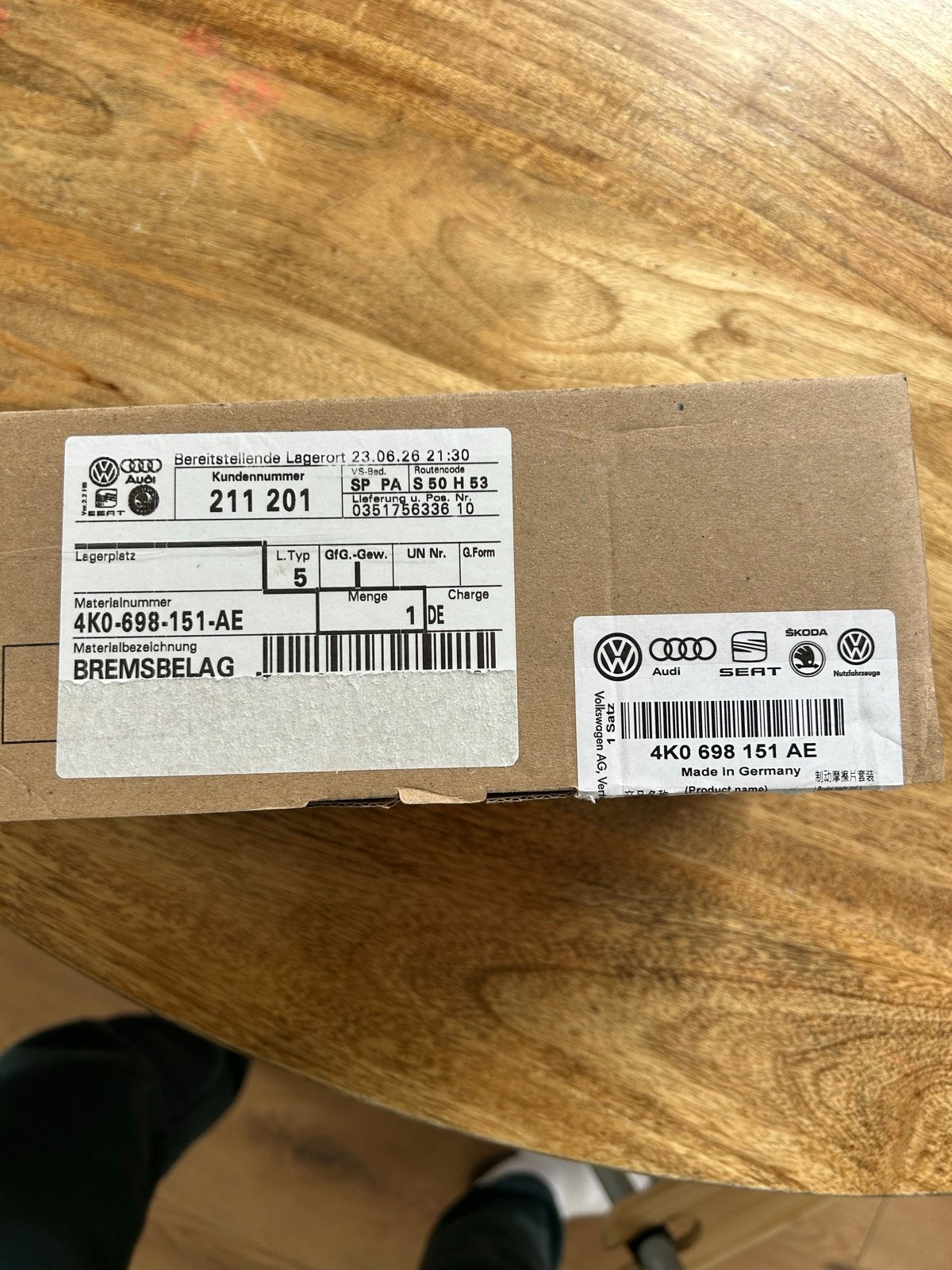Originele Audi RS6 keramische remblokken voor (4K0698151AE), Ophalen of Verzenden, Nieuw, Audi