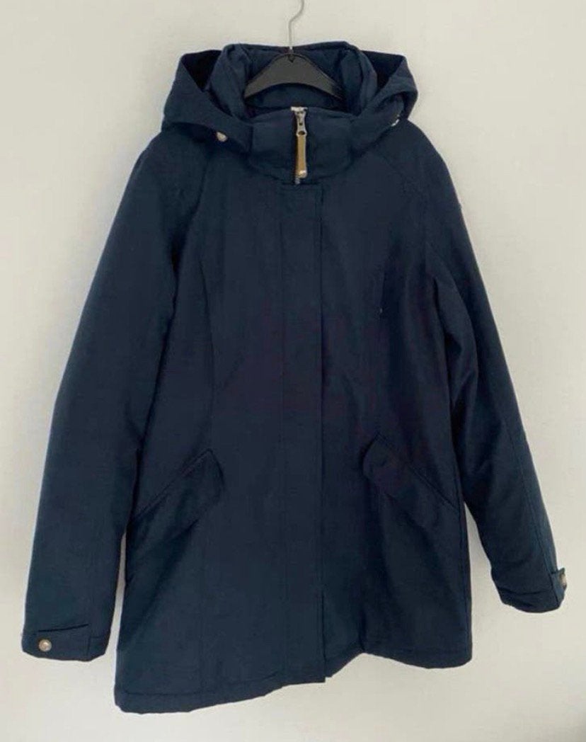 Mooie en warme winterjas in de maat L., Kleding | Dames, Verzenden, Zo goed als nieuw, Maat 42/44 (L), Blauw