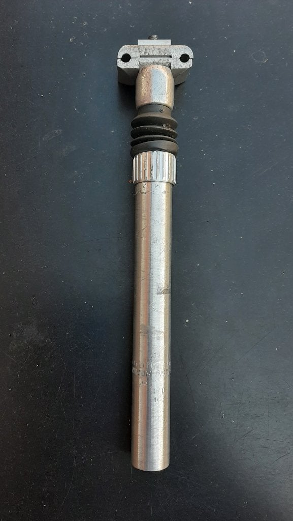Aluminium Verende Zadelpen  27,2 mm Totale Lengte 300 mm, Ophalen, Zo goed als nieuw, Aluminium Verende Zadelpen 27,2 mm Totale Lengte 300 mm