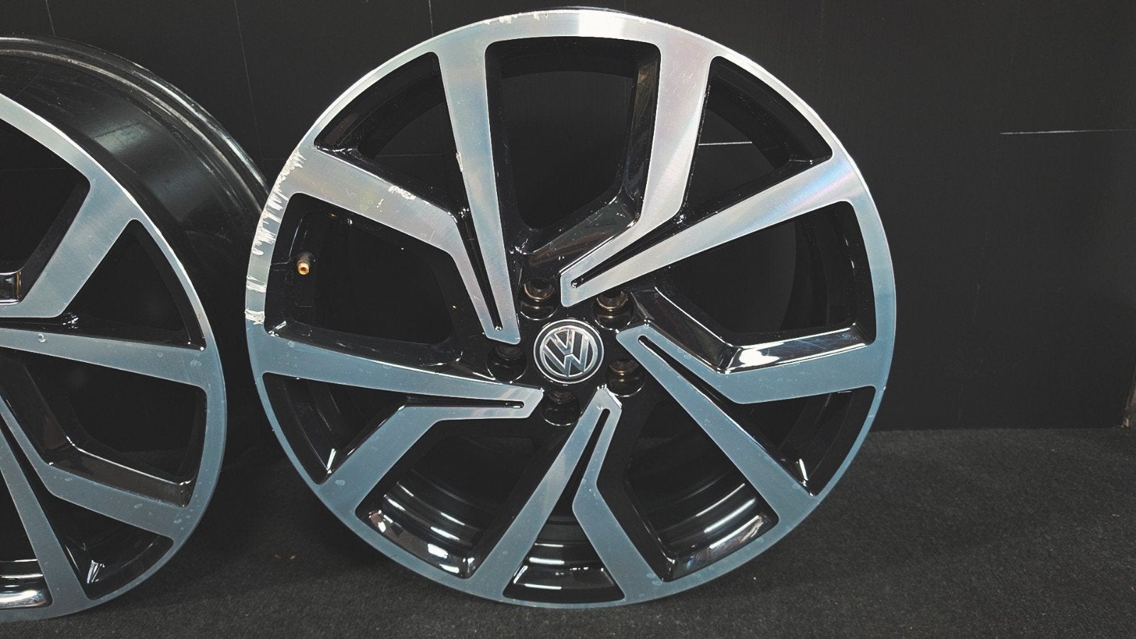 Vw polo GTI  BRESCIA velgen 2x .  18 inch, Auto-onderdelen, Banden en Velgen, 18 inch, 215 mm, Velg(en), Vw.