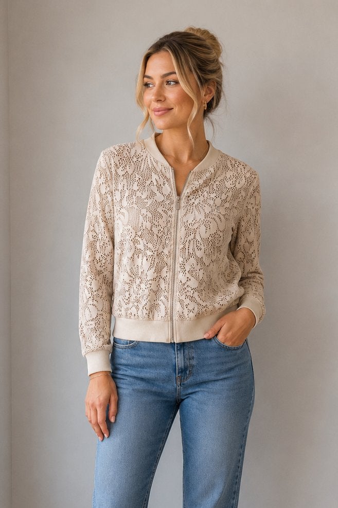 Batik vestje maat S beige gehaakt patroon, Beige, Ophalen of Verzenden, Zo goed als nieuw, Maat 36 (S)