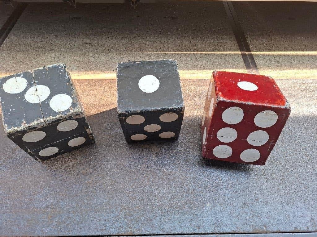 Kermis blokvee dobbelstenen attributen retro, Antiek en Kunst, Ophalen