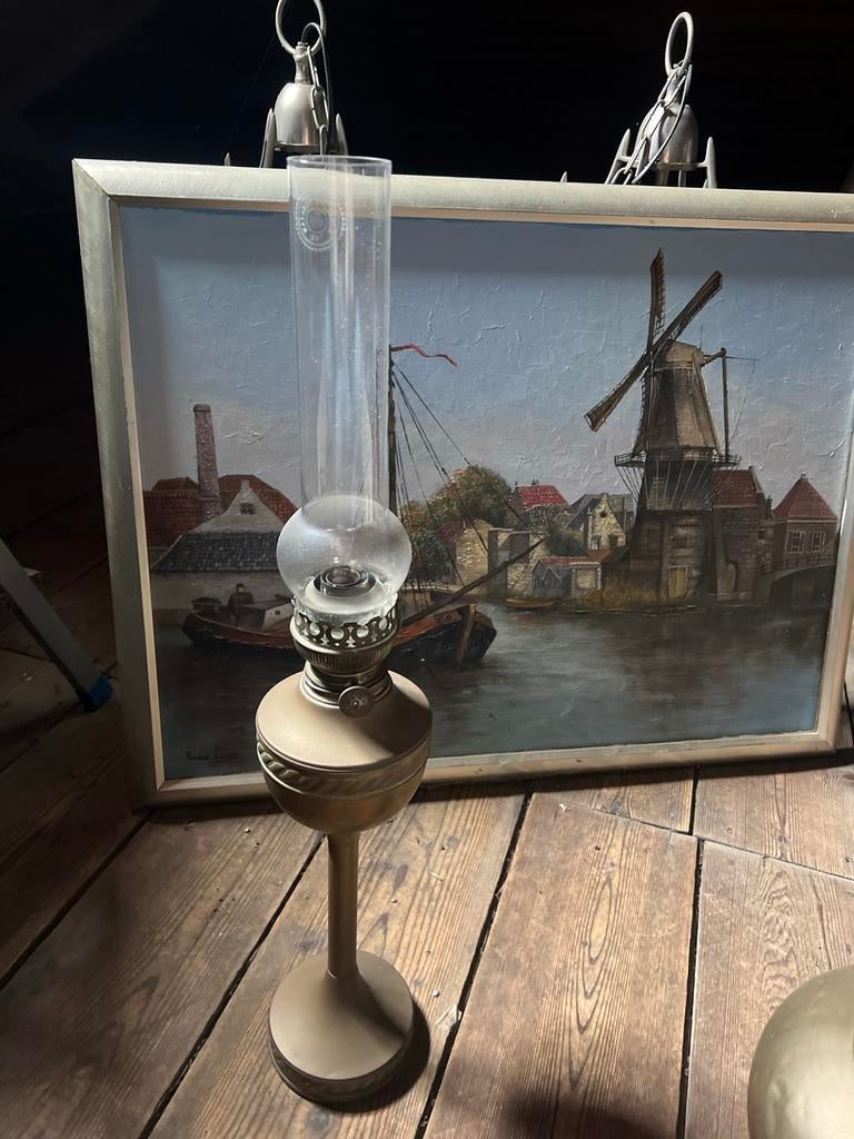 Antieke olielamp met schilderij van Hollandse molen, Antiek en Kunst, Ophalen of Verzenden