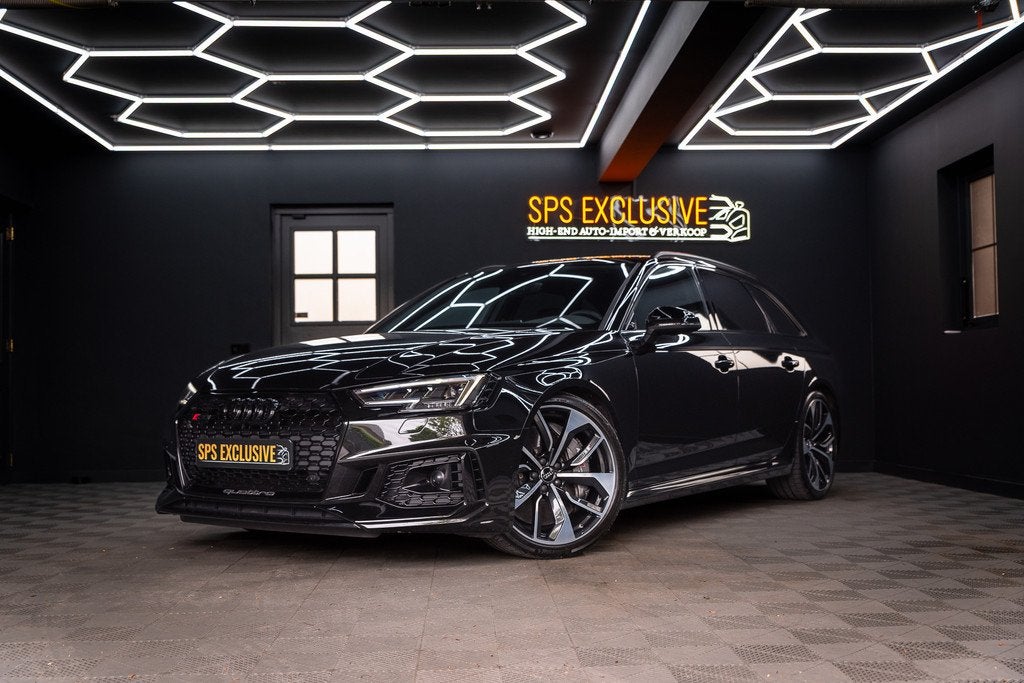 Audi A4 Avant 2.9 TFSI RS 4 quattro / Keramisch / RS Dynamic, Auto's, Automaat, 1730 kg, Automatische klimaatregeling, 451 pk