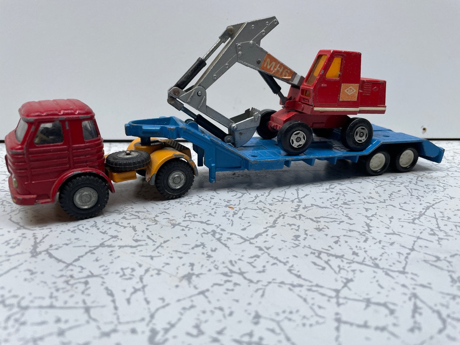 Matchbox Kingsize K-17 Ford Escort met graafmachine, Hobby en Vrije tijd, Ophalen of Verzenden, Gebruikt
