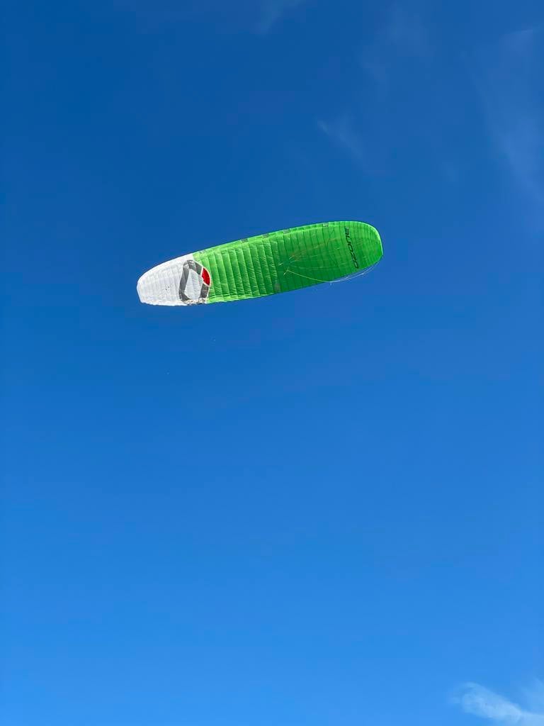 Ozone Chrome 13M V4 groen, Watersport en Boten, Kitesurfen, 13 m², Geen board, Ophalen of Verzenden, Zo goed als nieuw
