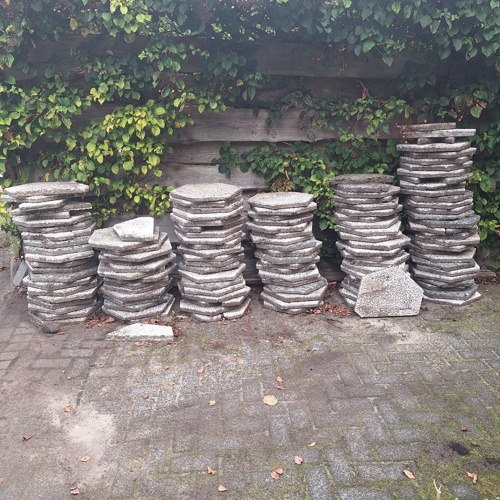 Gratis  grindtegels, Ophalen, Steen of Klei, 15 m² of meer, Dakpannen