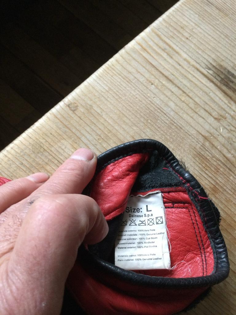 Lederen motorhandschoenen Ducati maat L, Motoren, Kleding | Motorkleding, Ophalen of Verzenden, Tweedehands, Heren, Handschoenen