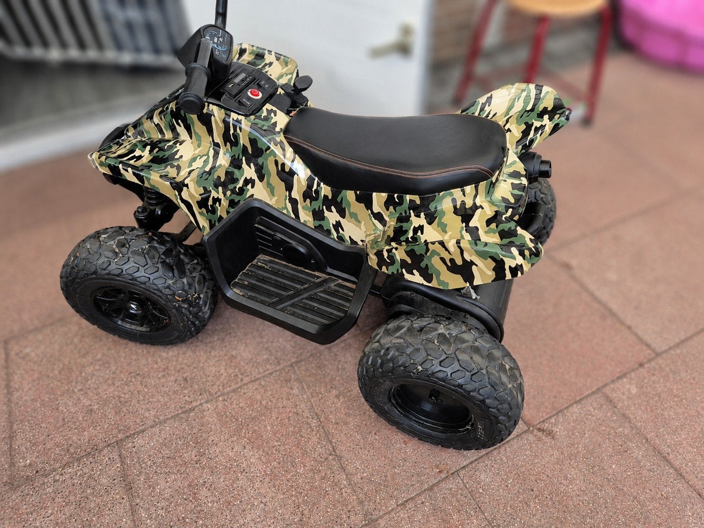 Kinderquad met nieuwe accu, Gebruikt