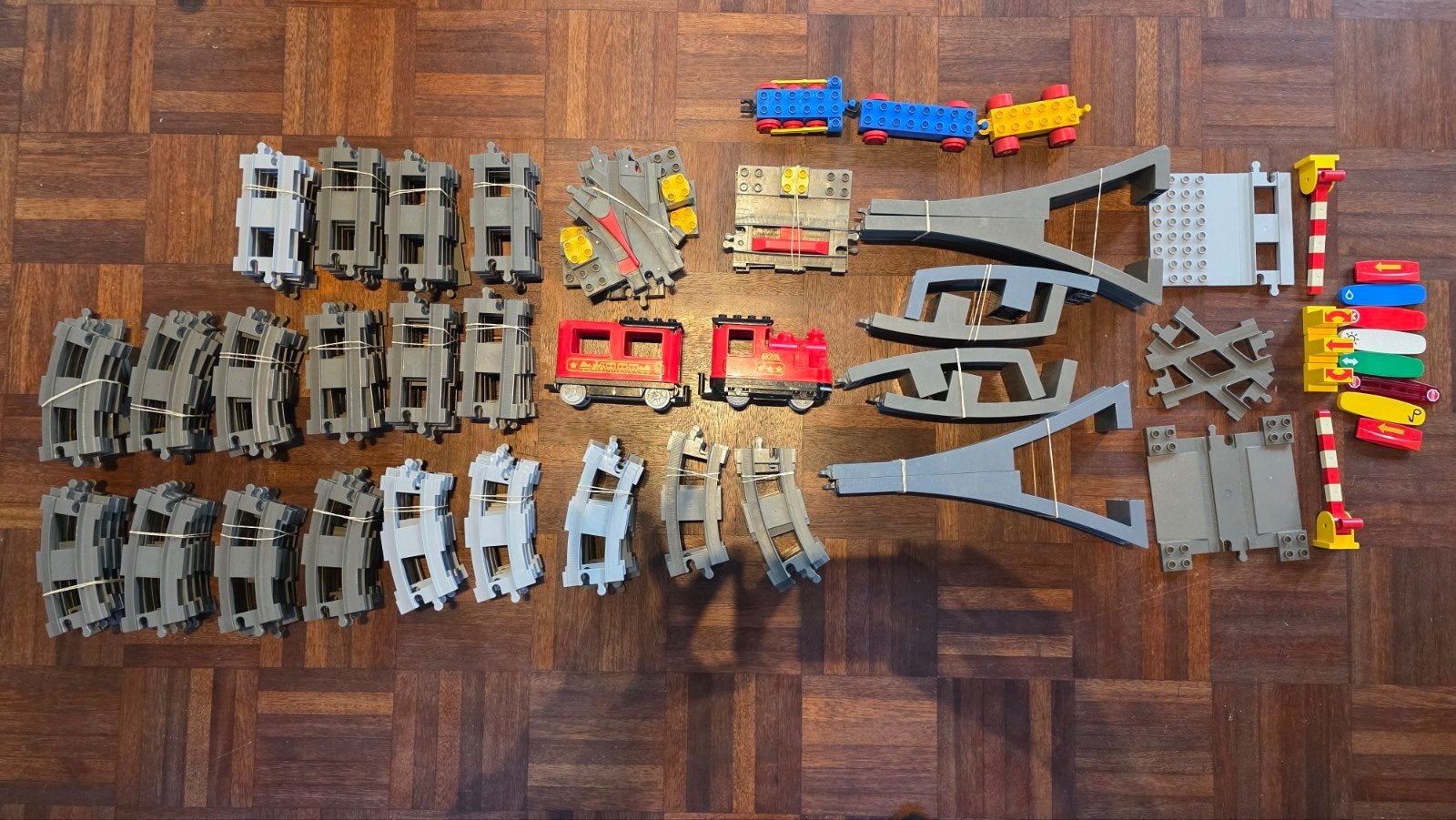 Grote Duplo Treinset met Brug, Wissels en Trein, Gebruikt, Ophalen of Verzenden, Duplo, Inclusief accessoires