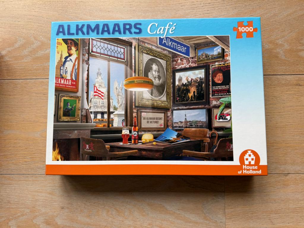 Alkmaar puzzel “Alkmaars Café” 1000 stukjes, Ophalen of Verzenden, 500 t/m 1500 stukjes, Zo goed als nieuw, Legpuzzel
