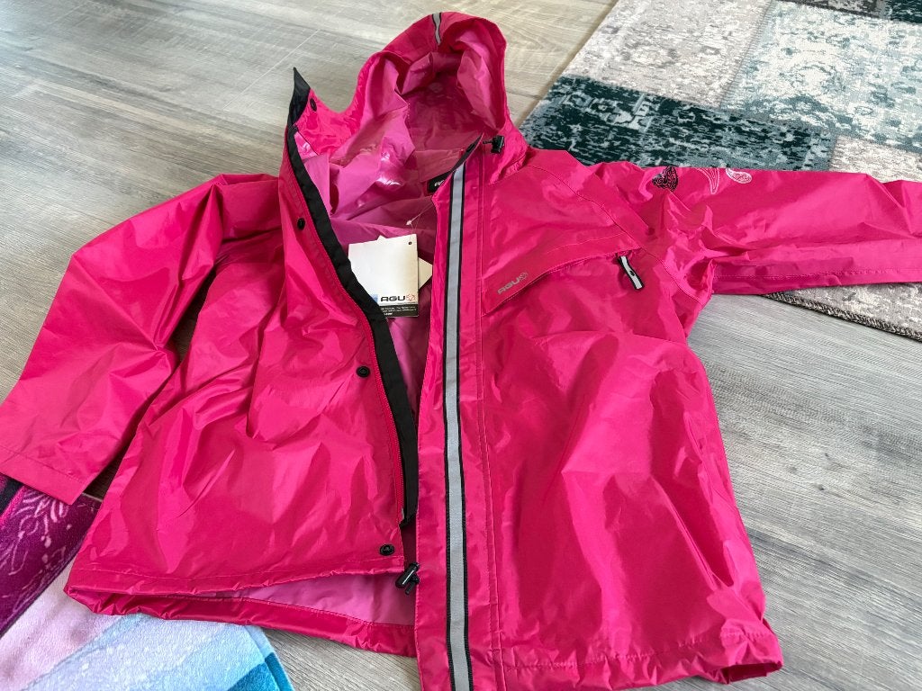 AGU Regenjas Roze en Blauw - Nieuw met labels, Caravans en Kamperen, Regenkleding, Ophalen of Verzenden, Nieuw, Regenjas, Kinderen