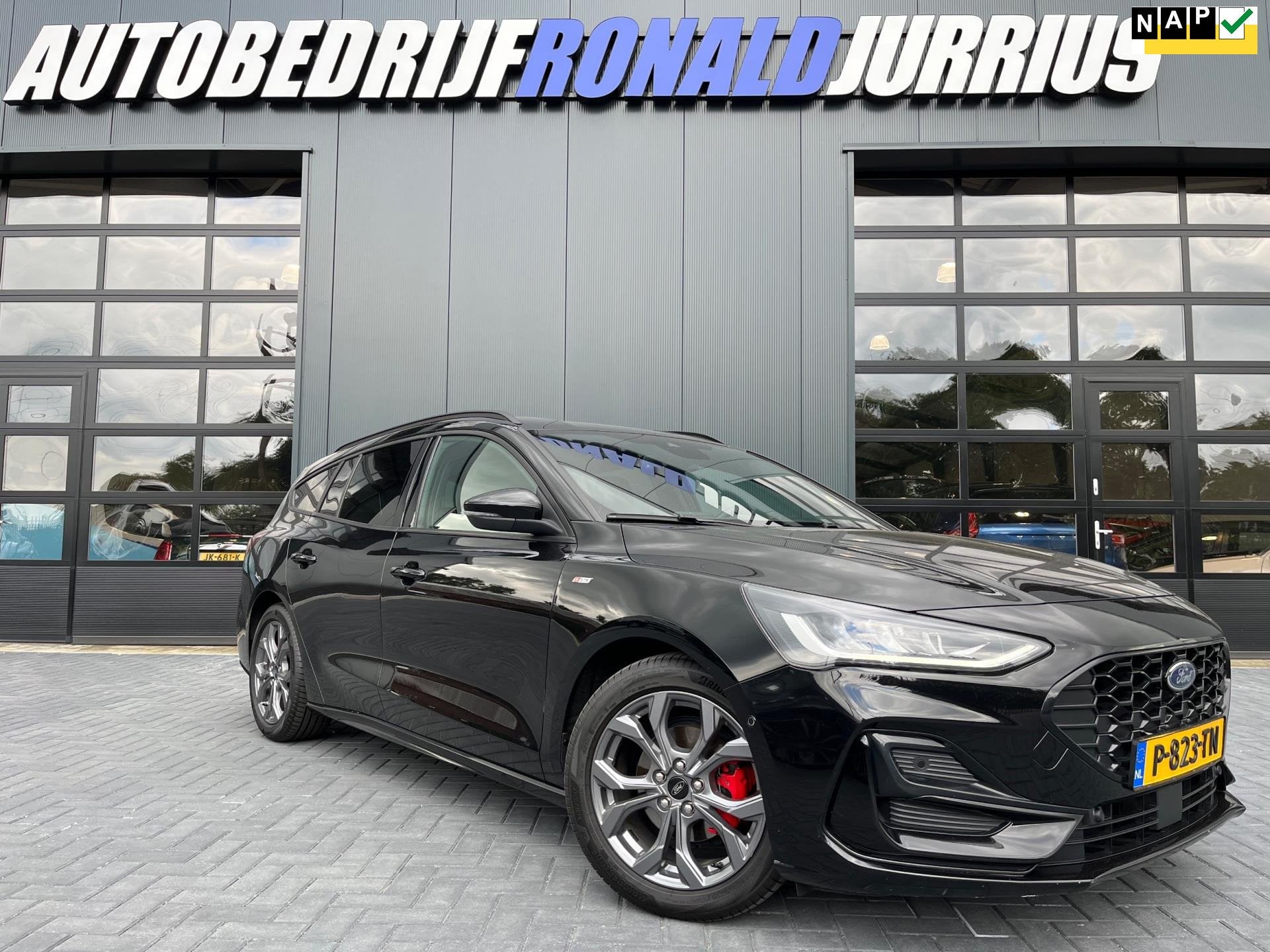 Ford Focus Wagon 1.0 EcoBoost Hybrid ST Line Style NLAuto/Ni, Auto's, Gebruikt, Zwart, Origineel Nederlands, Handgeschakeld