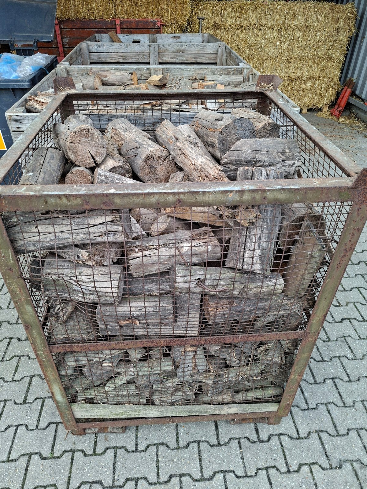 droog haardhout ,van alles wat ongeveer 4 m2, Tuin en Terras, Haardhout, 3 tot 6 m³, Ophalen
