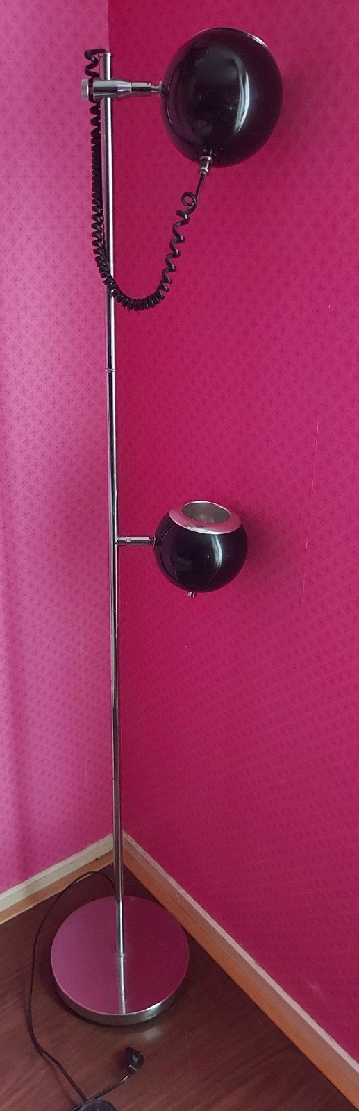 Retro vloerlamp met twee verstelbare bollen, Huis en Inrichting, Lampen | Vloerlampen, Ophalen, Gebruikt, E27 (groot), Metaal