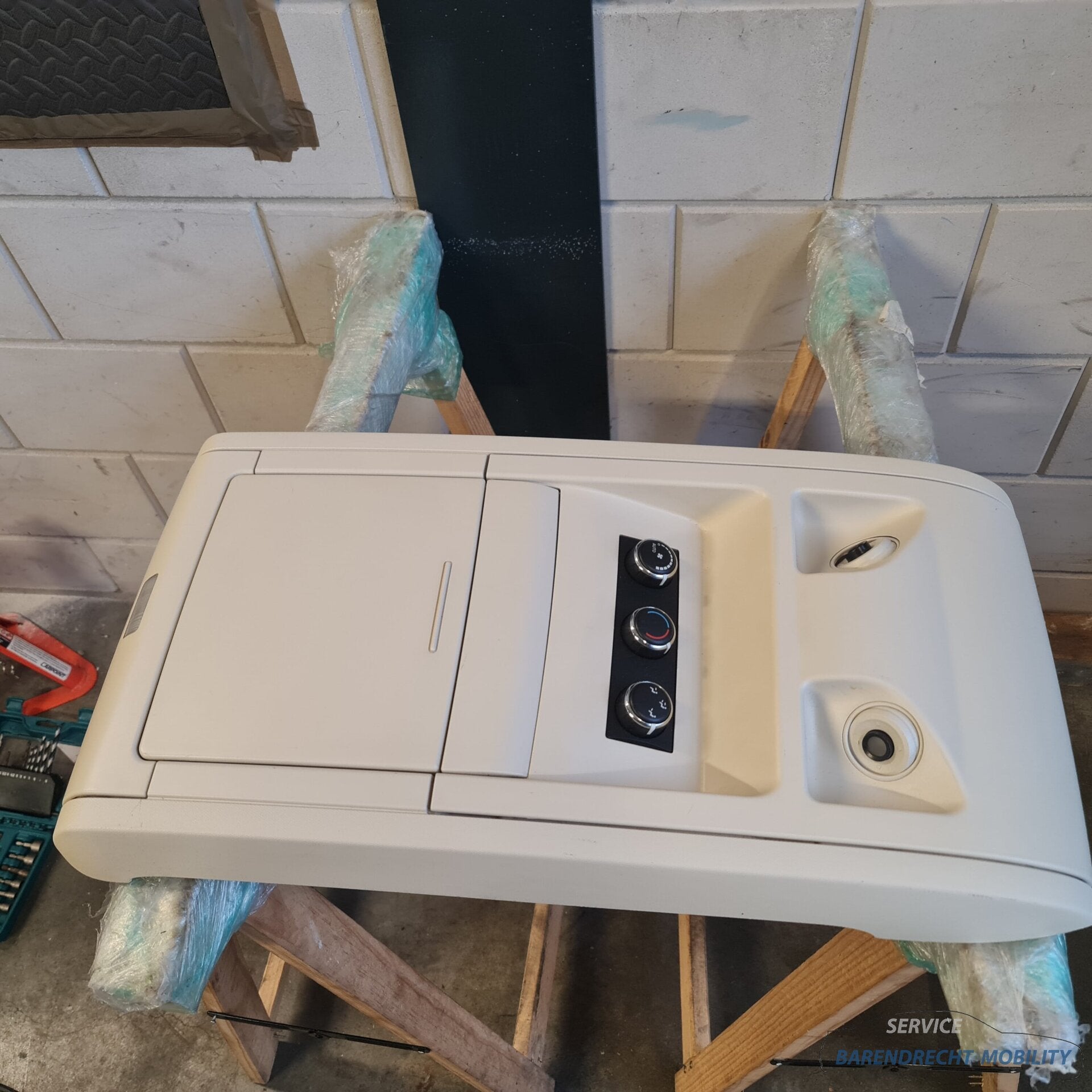 Plafond console Chrysler Grand Voyager binnenverlichting 5KR