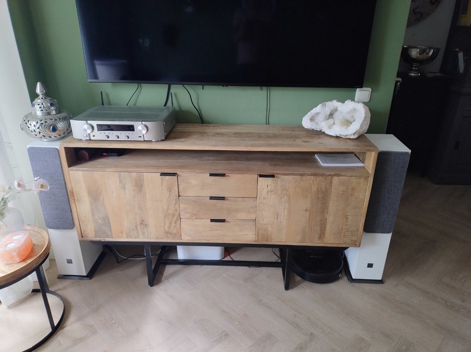 mangohouten dressoir of tv meubel, Ophalen, Zo goed als nieuw, 25 tot 50 cm